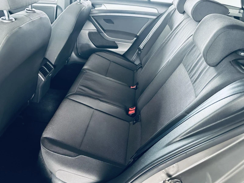 VW Golf 1.4TGI, снимка 11 - Автомобили и джипове - 52478634