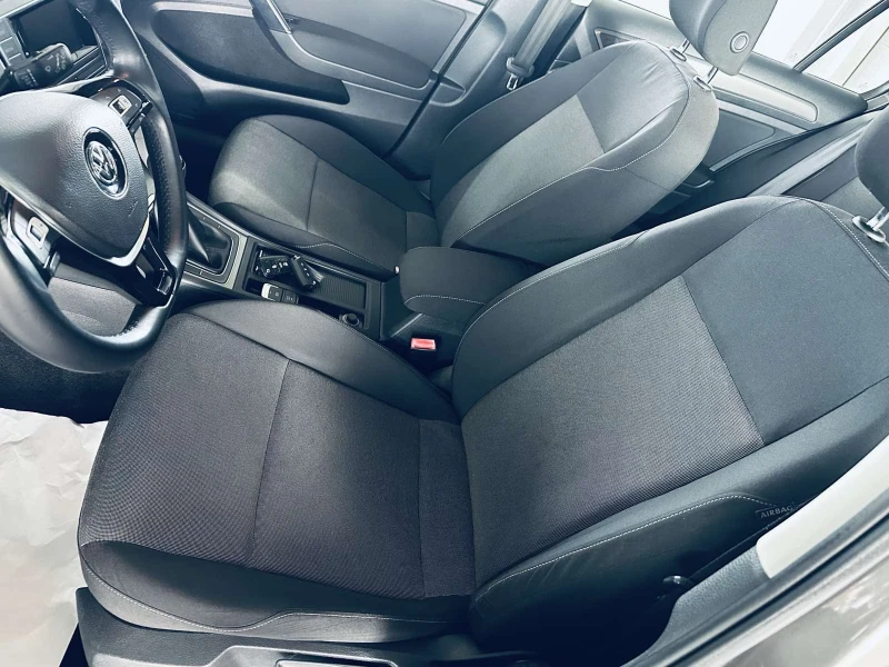 VW Golf 1.4TGI, снимка 10 - Автомобили и джипове - 52478634