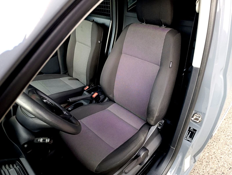 VW Caddy 1.4 CNG Cargo Maxi Заводски Метан!, снимка 10 - Автомобили и джипове - 52648785