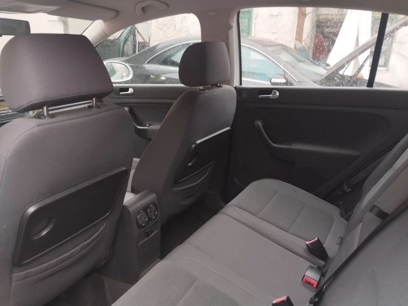 VW Golf Plus 1.6FSI BENZIN , снимка 12 - Автомобили и джипове - 53013426