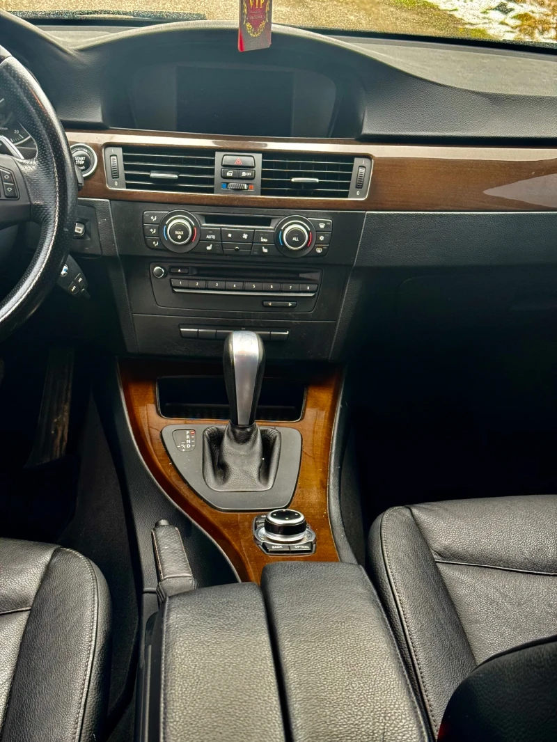 BMW 320 EDITION/XD/FACE, снимка 8 - Автомобили и джипове - 53356848