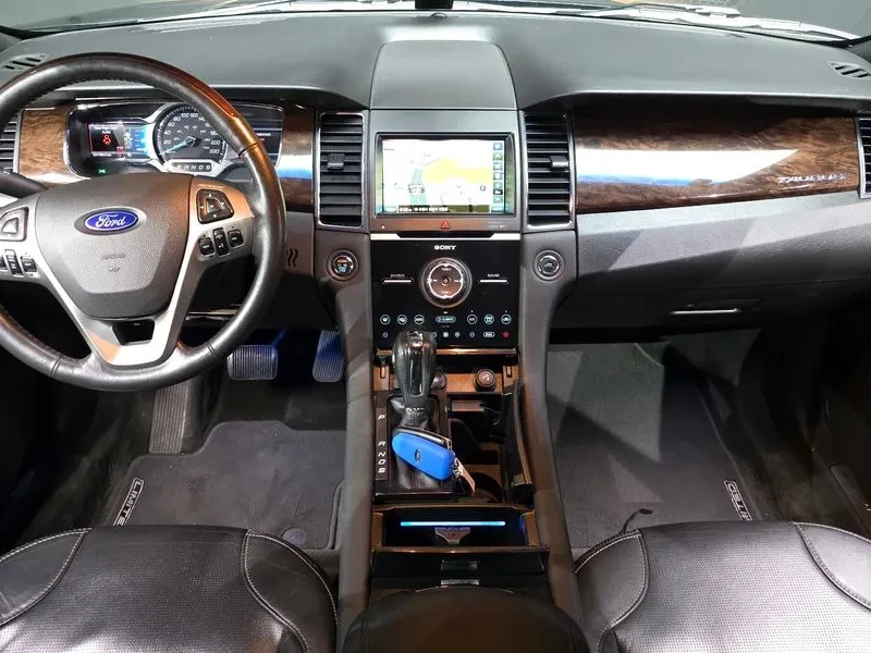 Ford Taurus 2.0 ECOBOOST, снимка 7 - Автомобили и джипове - 56497439