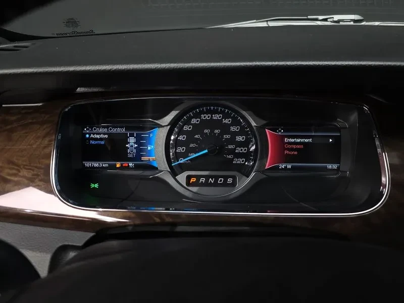 Ford Taurus 2.0 ECOBOOST, снимка 8 - Автомобили и джипове - 56497439