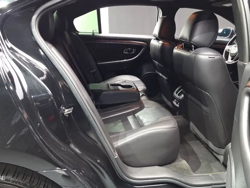 Ford Taurus 2.0 ECOBOOST, снимка 12 - Автомобили и джипове - 56497439