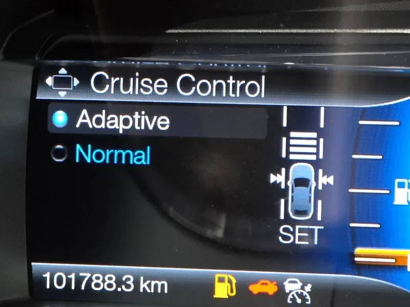 Ford Taurus 2.0 ECOBOOST, снимка 16 - Автомобили и джипове - 56497439