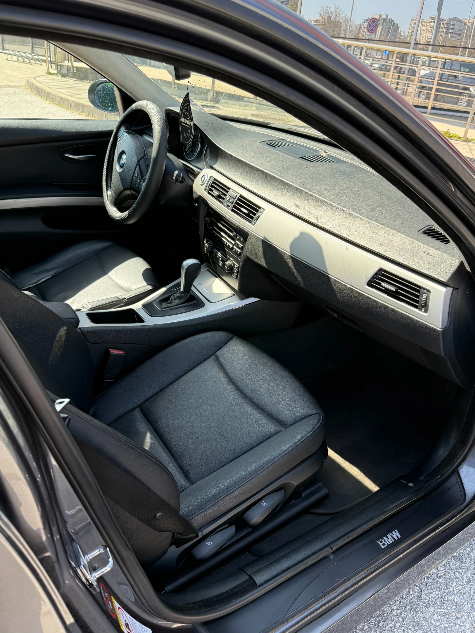 BMW 320  - изображение 5