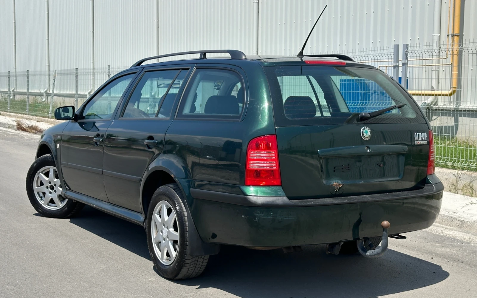Skoda Octavia 1.8Т 4х4 - изображение 2