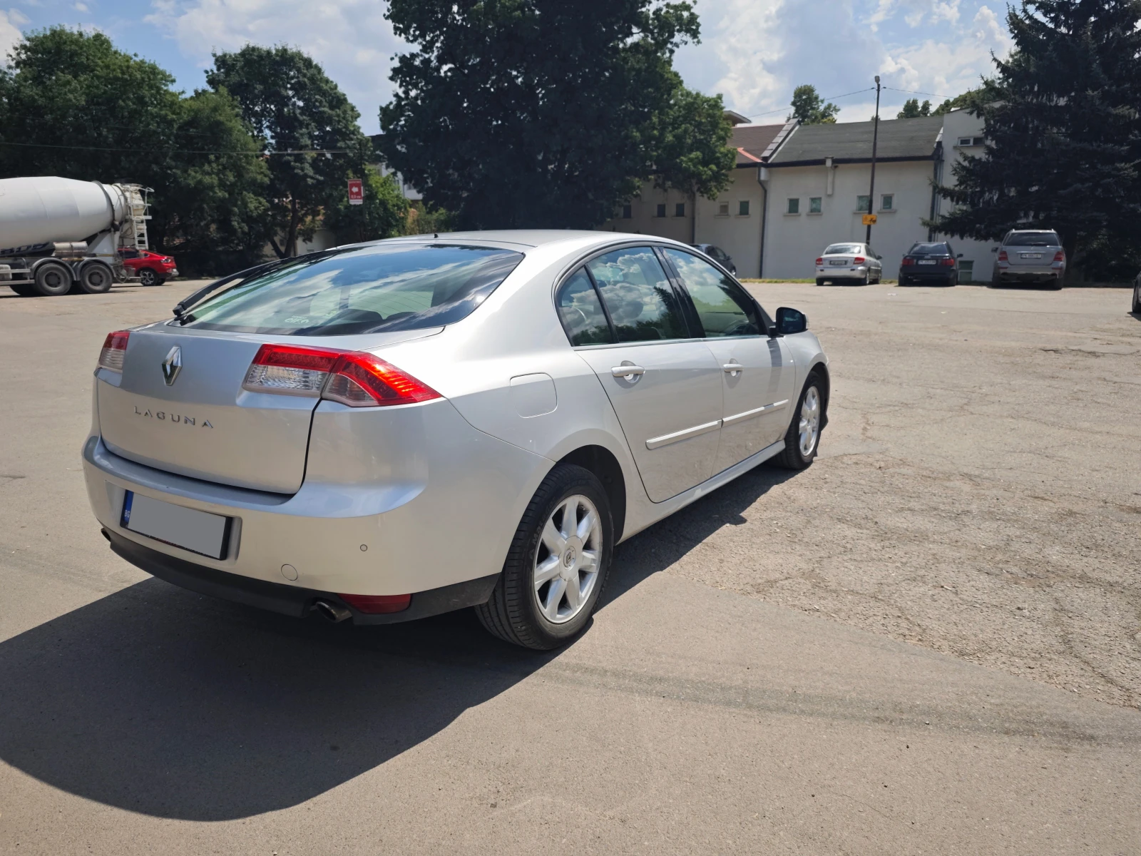 Renault Laguna 2.0 dCi 150 к.с - изображение 6