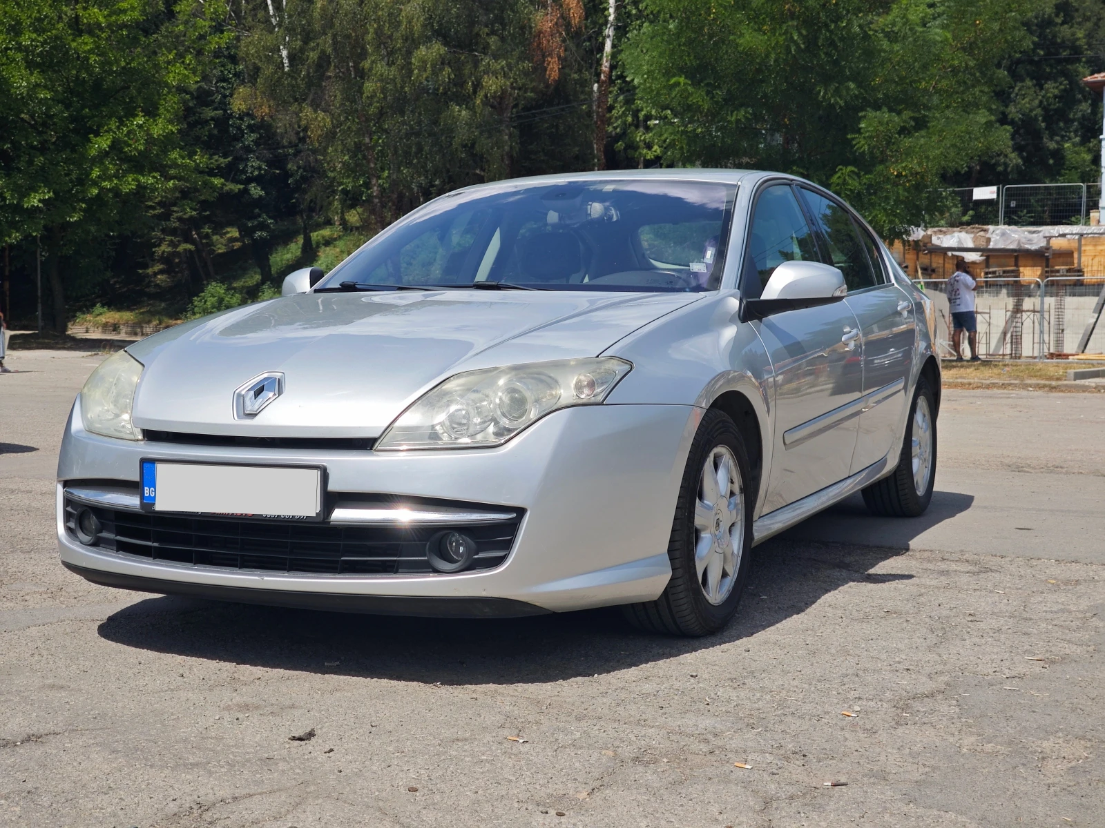 Renault Laguna 2.0 dCi 150 к.с - изображение 2