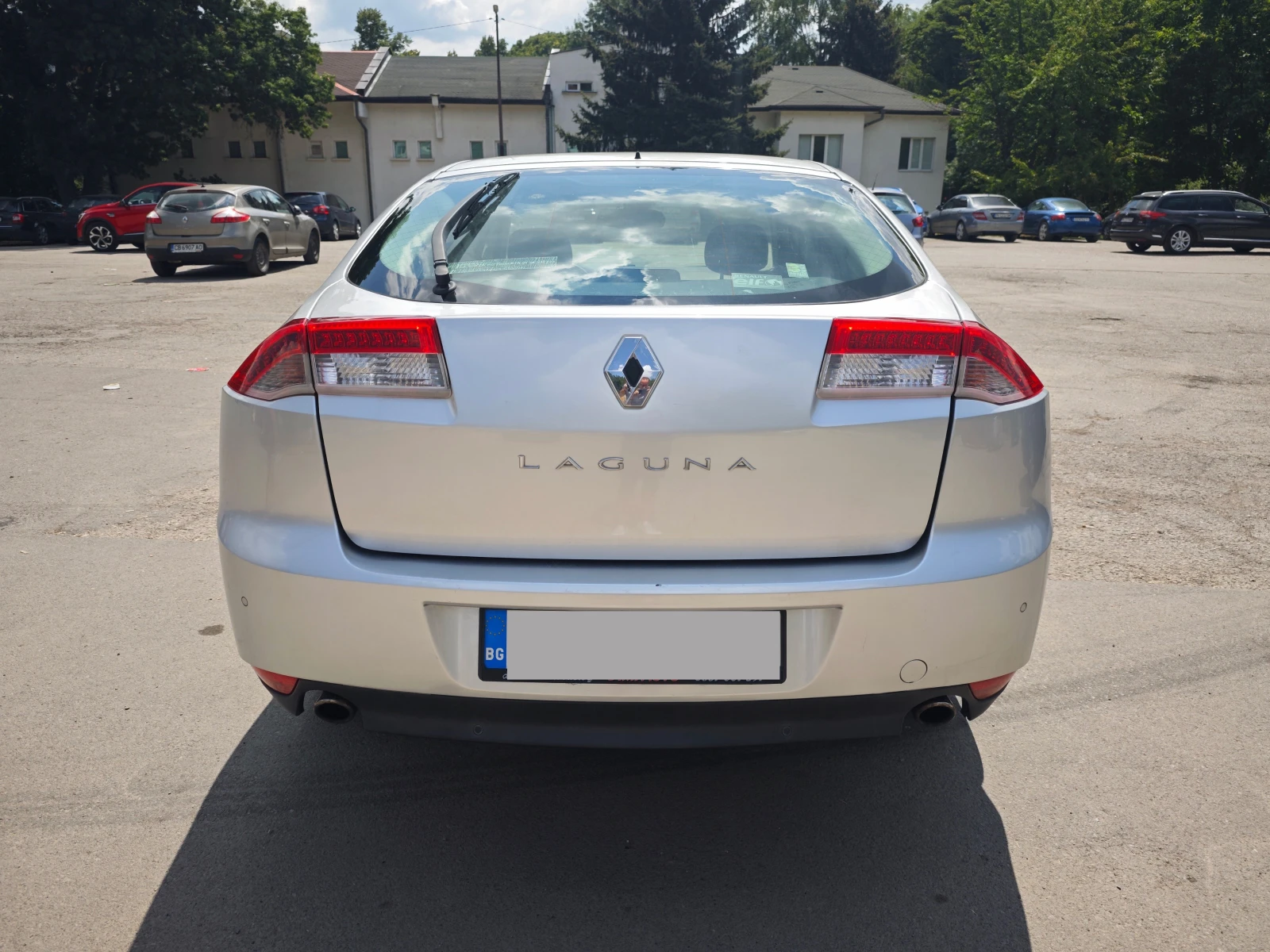 Renault Laguna 2.0 dCi 150 к.с - изображение 5