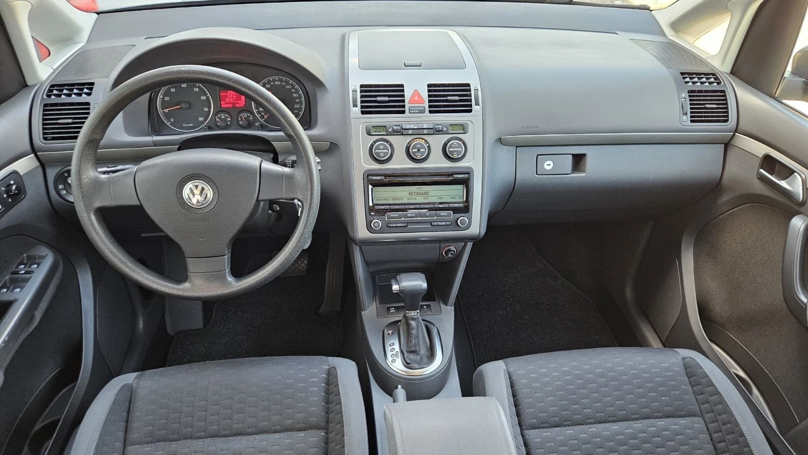 VW Touran  - изображение 8