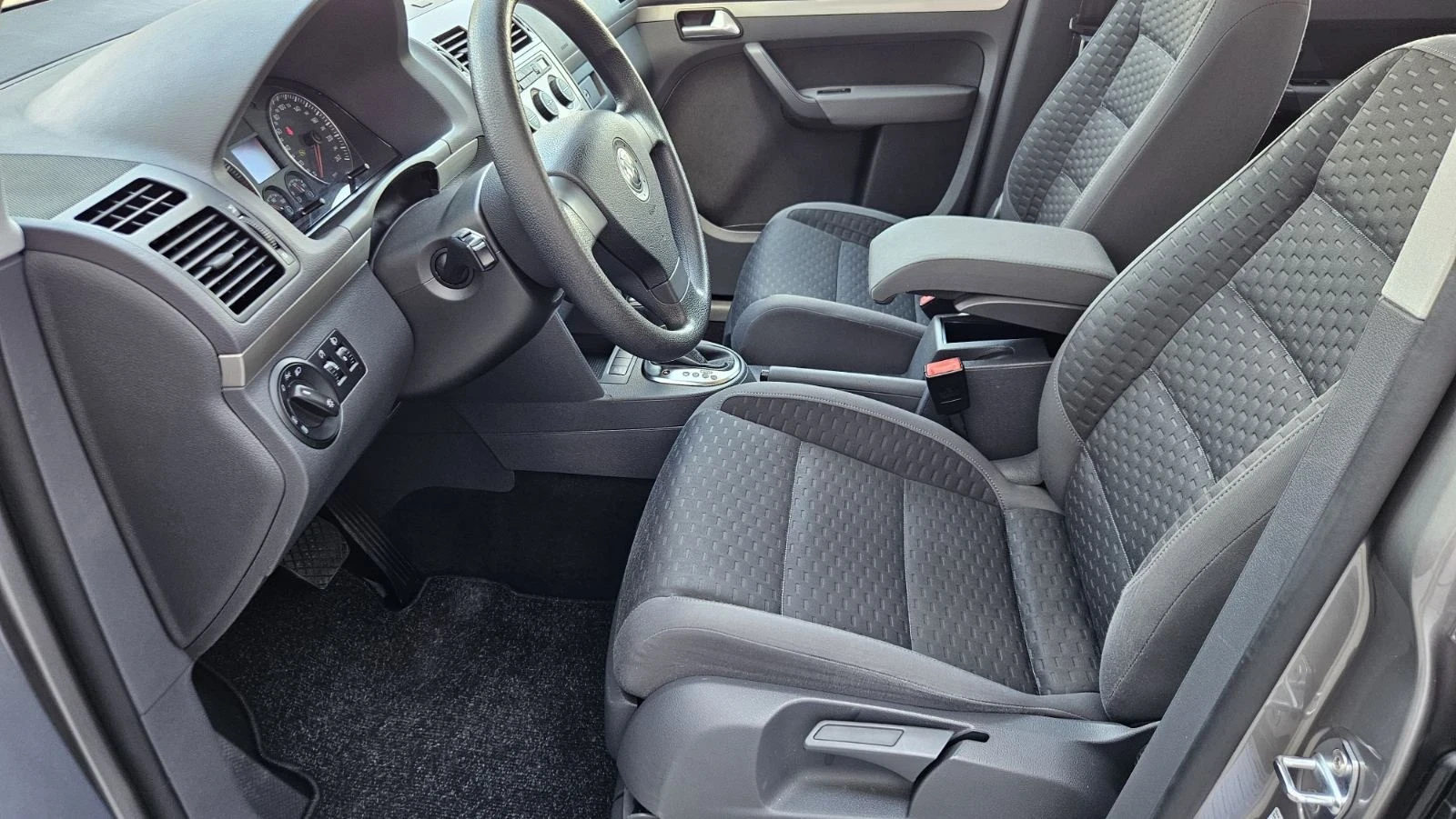 VW Touran  - изображение 6