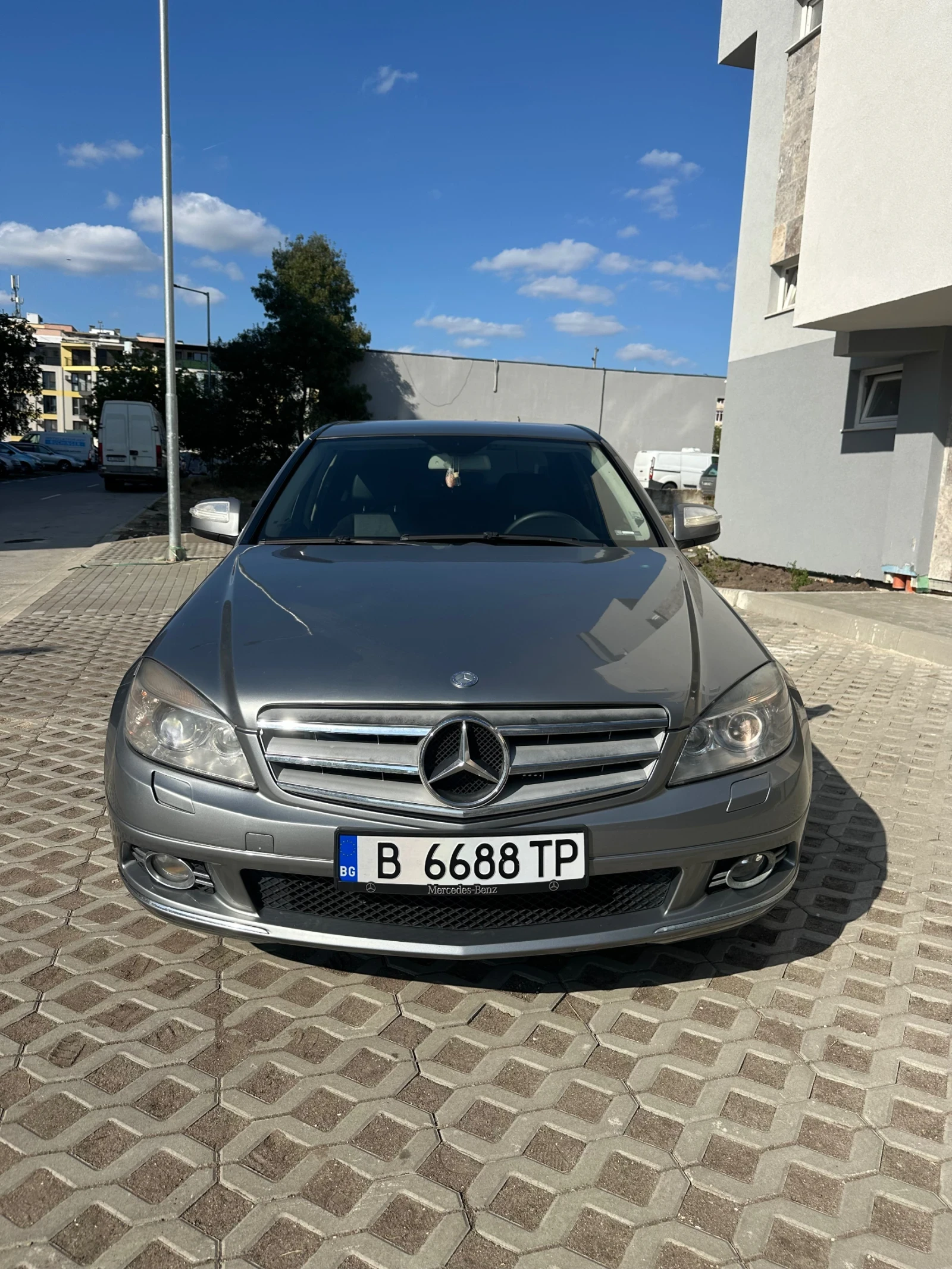 Mercedes-Benz C 320 4х4 - изображение 3