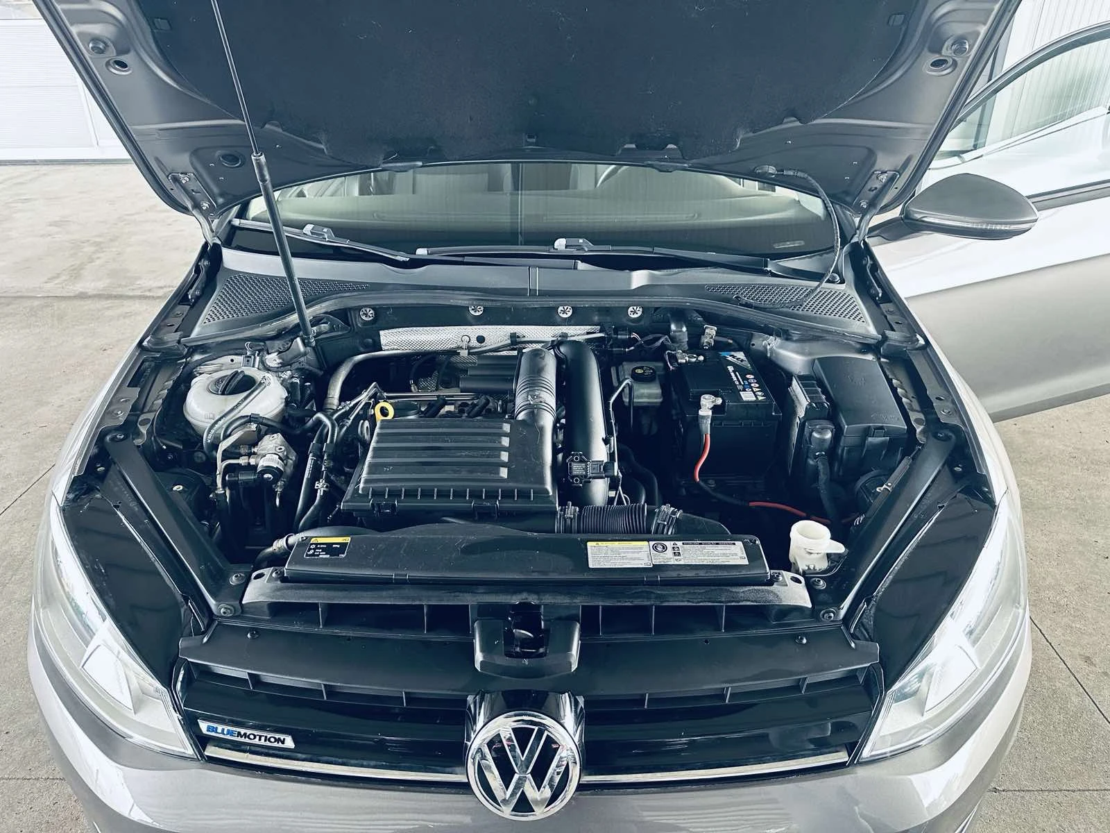 VW Golf 1.4TGI | Mobile.bg   15