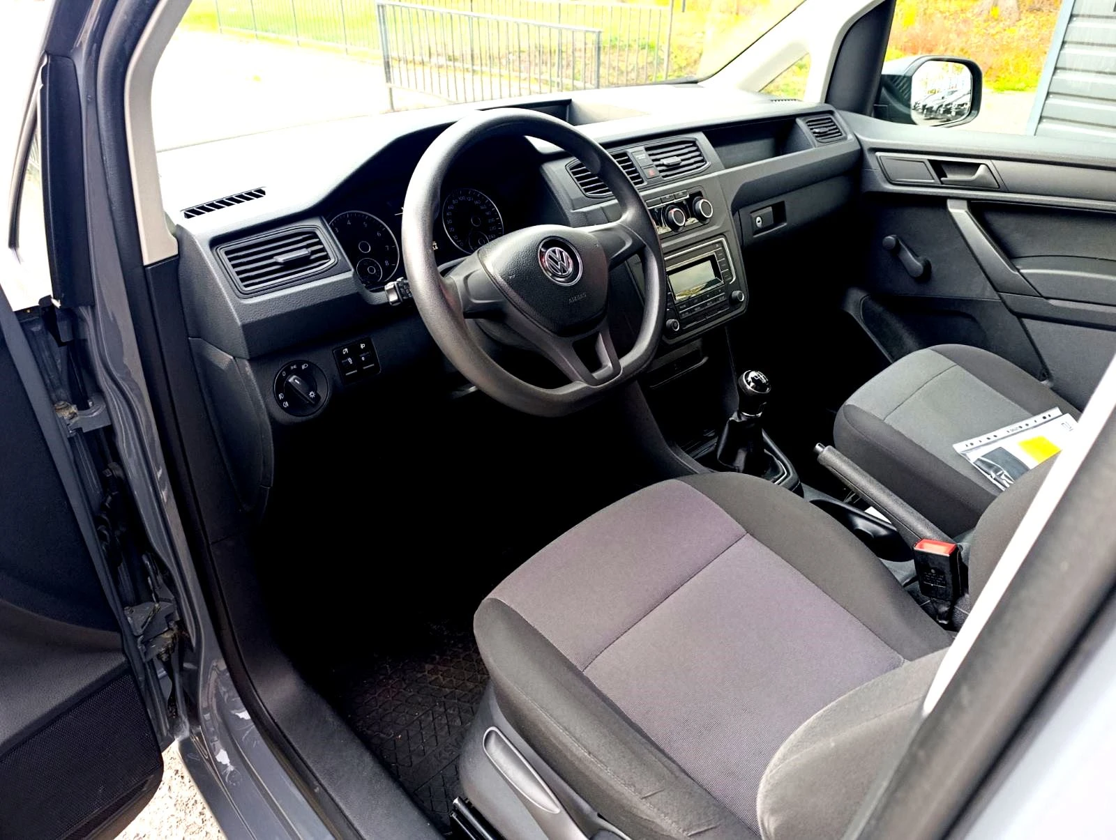 VW Caddy 1.4 CNG Cargo Maxi Заводски Метан! - изображение 9