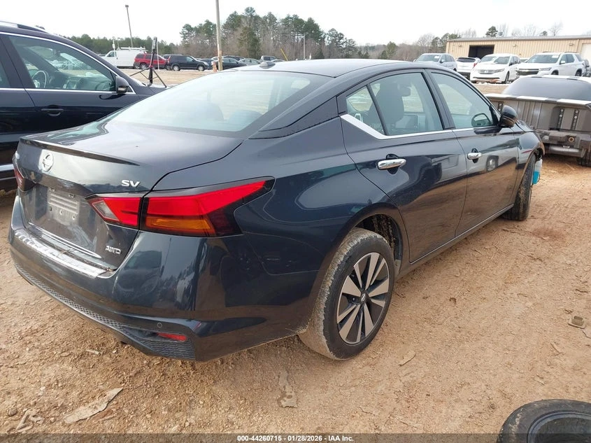 Nissan Altima 2.5L I-4 DI, DOHC, VVT, 182HP All Wheel Drive, снимка 4 - Автомобили и джипове - 53976033