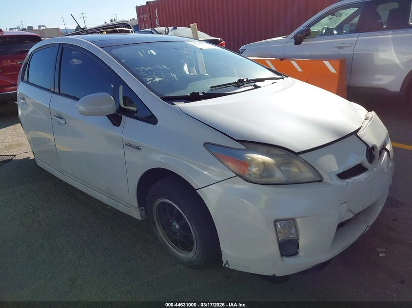 Toyota Prius 1.8L I-4 DOHC, VVT, 98HP Front Wheel Drive | Mobile.bg � ����������� 1
