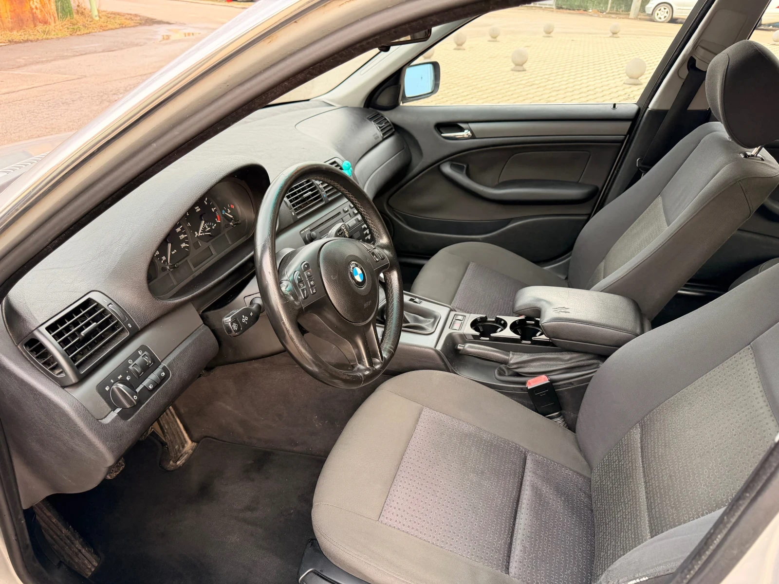 BMW 320, снимка 7 - Автомобили и джипове - 54056119