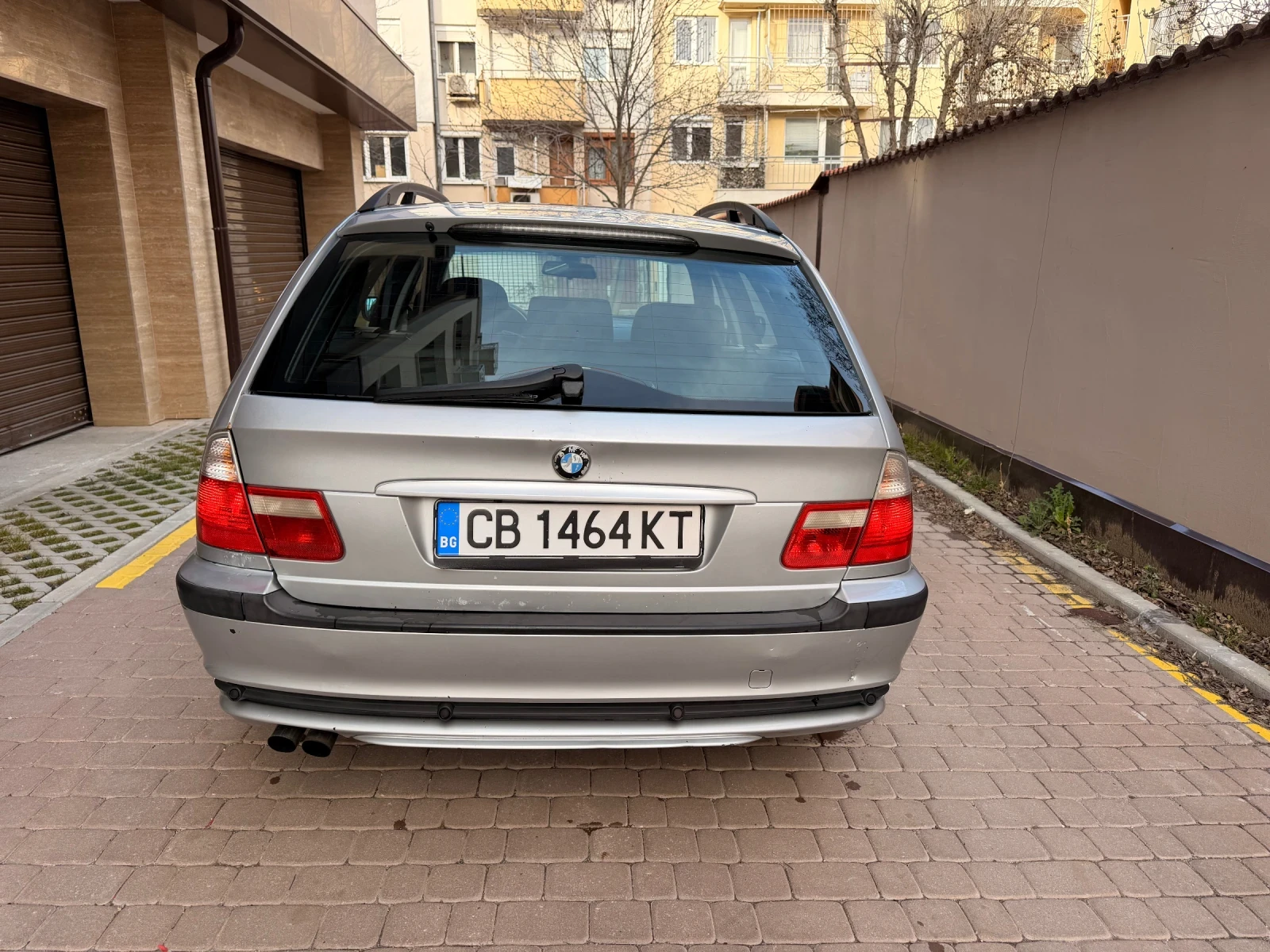 BMW 320, снимка 5 - Автомобили и джипове - 54056119