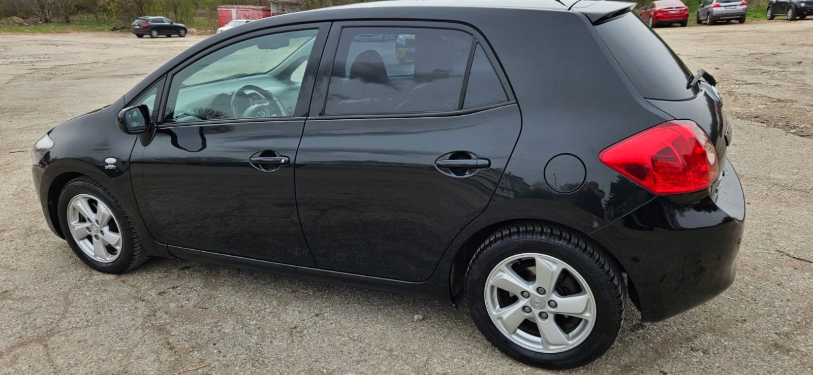 Toyota Auris Keyless, клима, подгрев, снимка 6 - Автомобили и джипове - 54150664