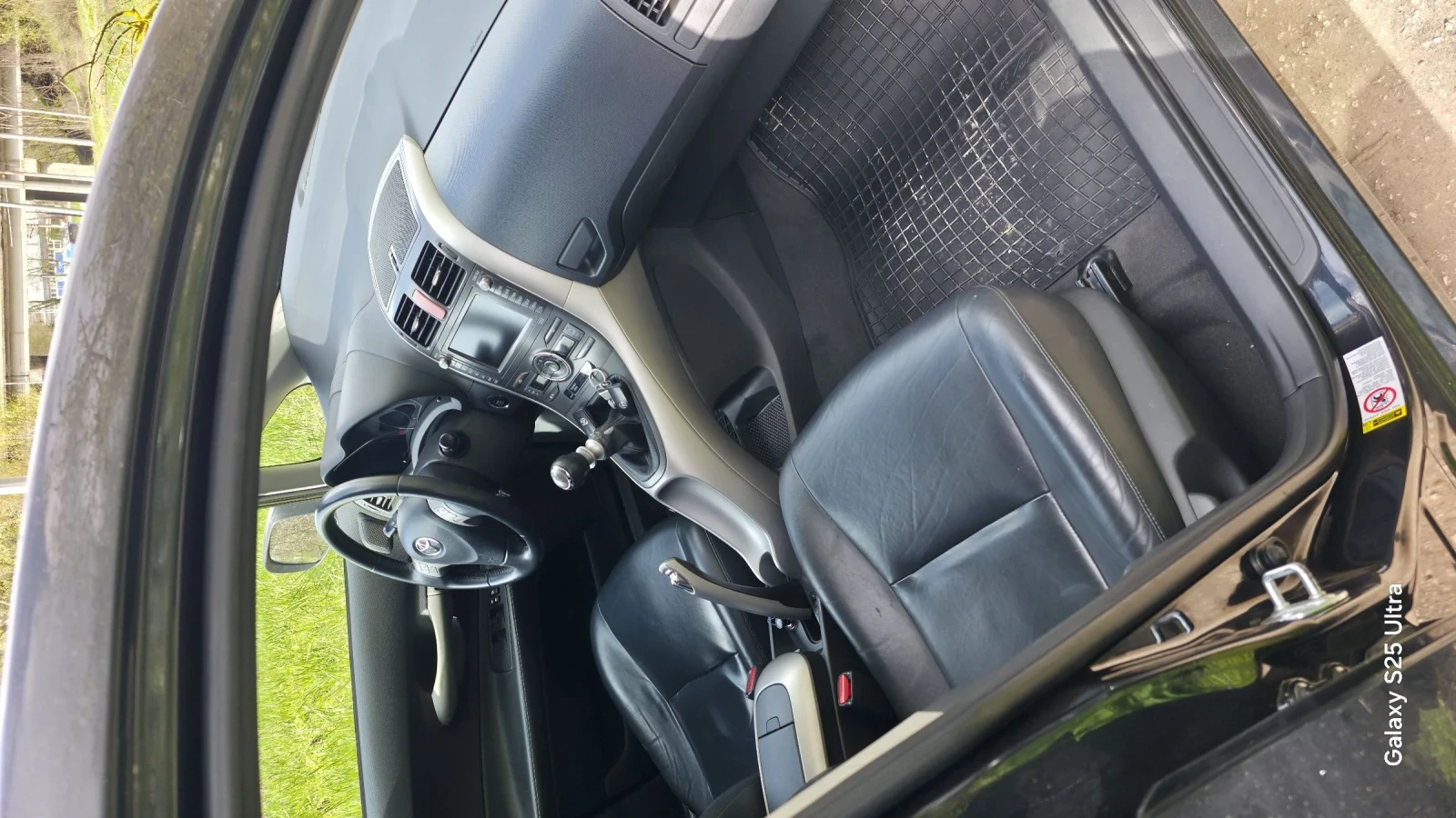 Toyota Auris Keyless, клима, подгрев, снимка 16 - Автомобили и джипове - 54150664