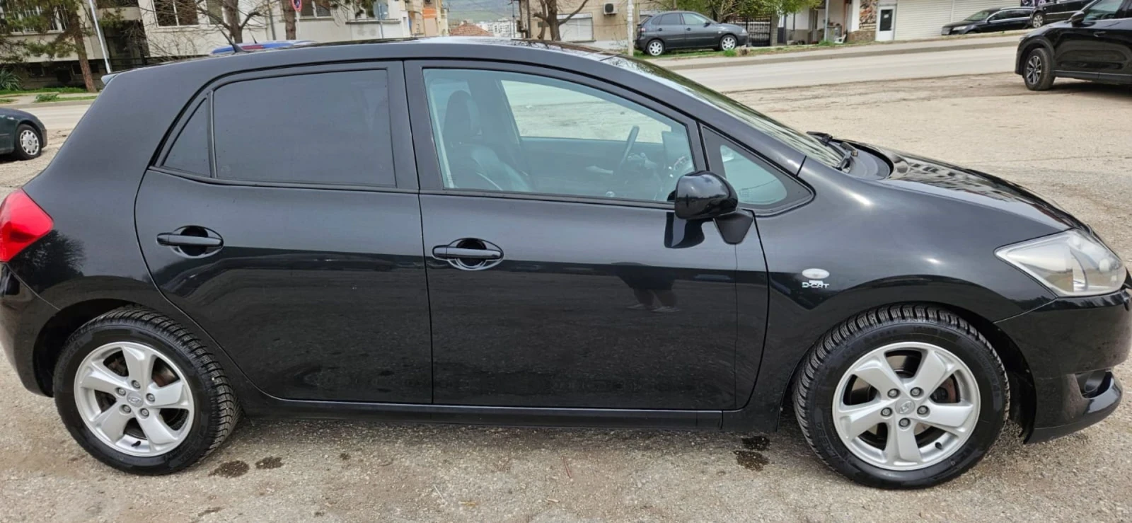 Toyota Auris Keyless, клима, подгрев, снимка 8 - Автомобили и джипове - 54150664