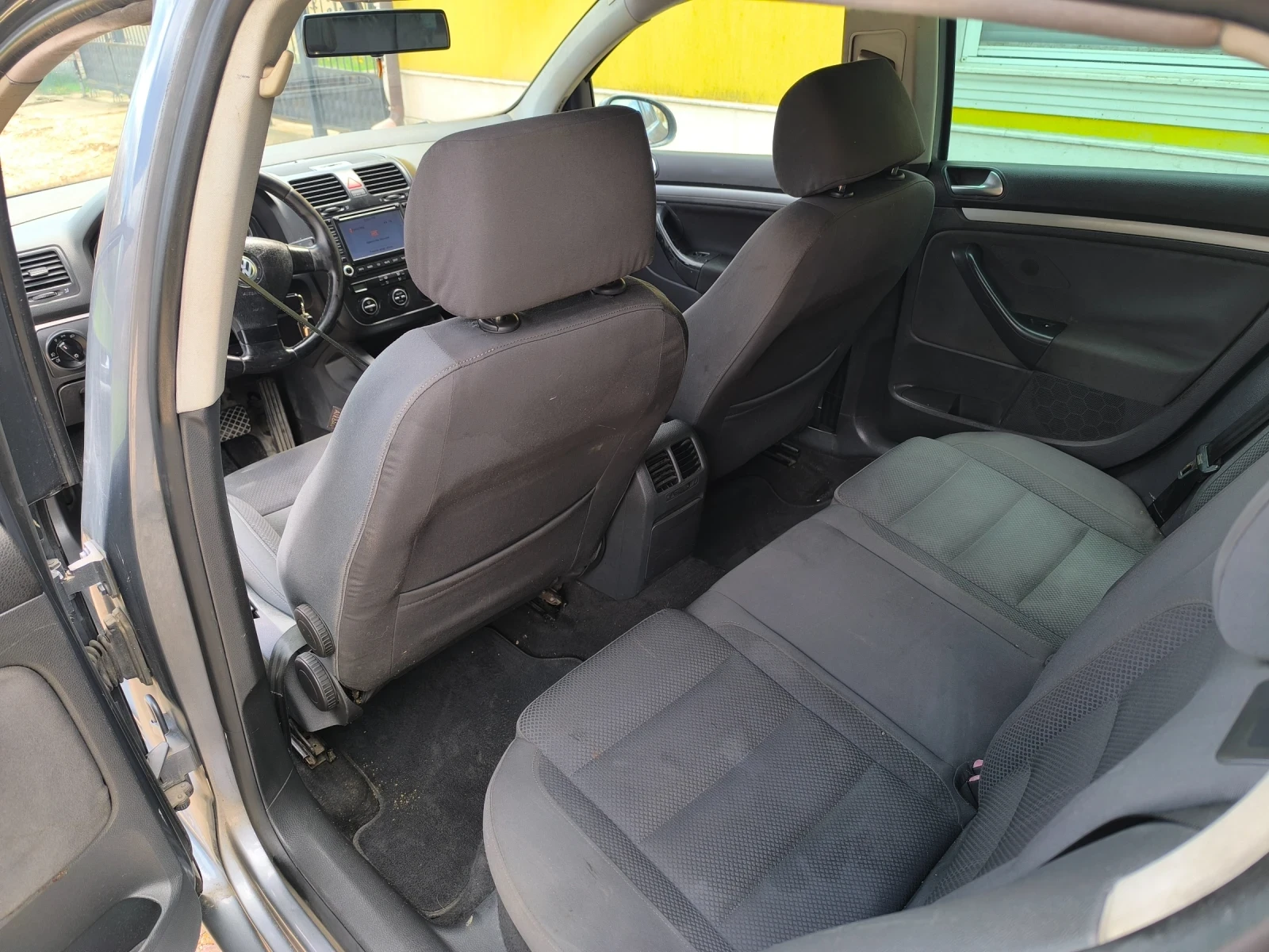 VW Golf 2.0 TDI Avtomat, снимка 8 - Автомобили и джипове - 54187894