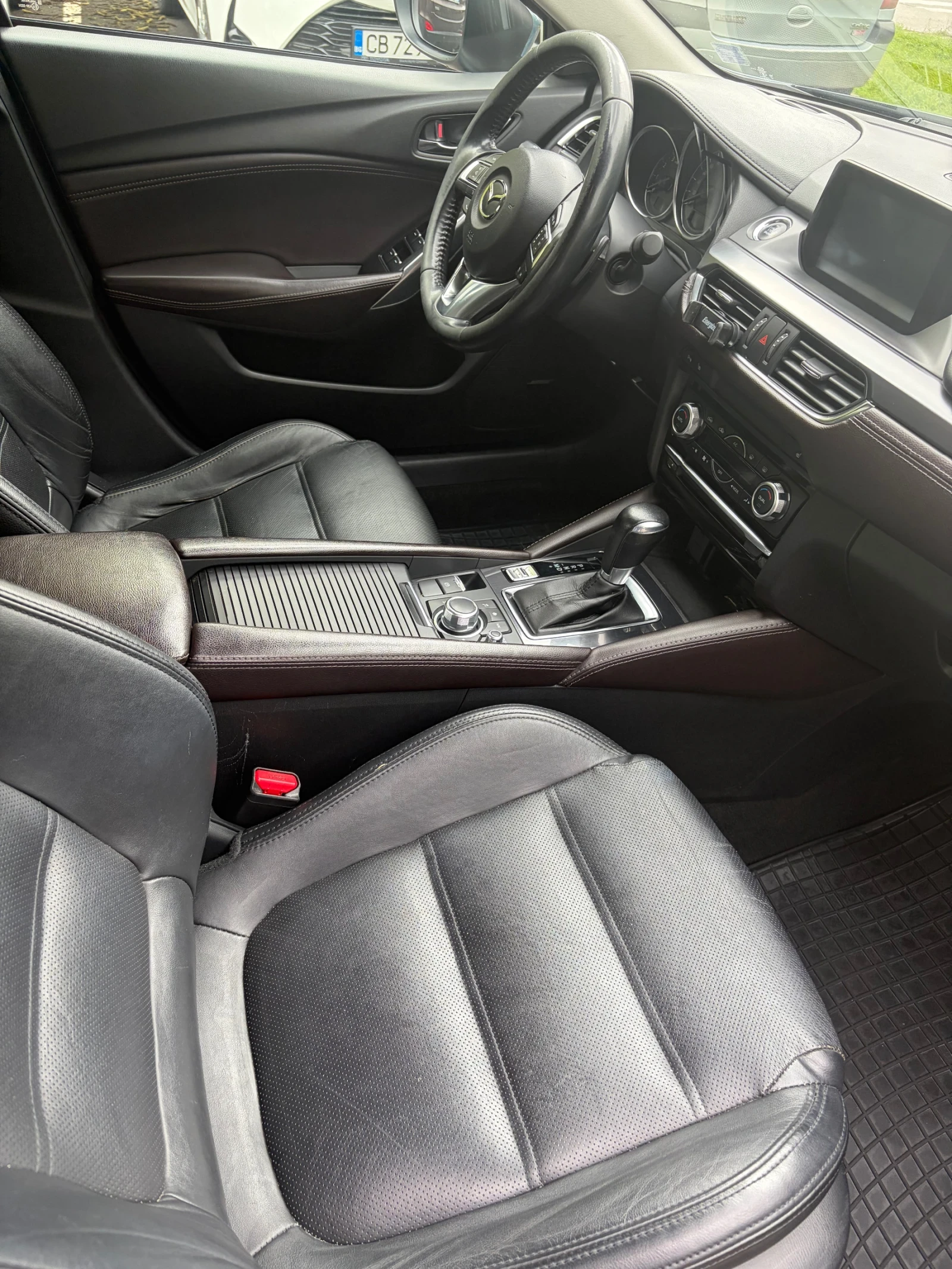Mazda 6 Ultimate, 2.5 L, 192 к.с., снимка 12 - Автомобили и джипове - 54379779