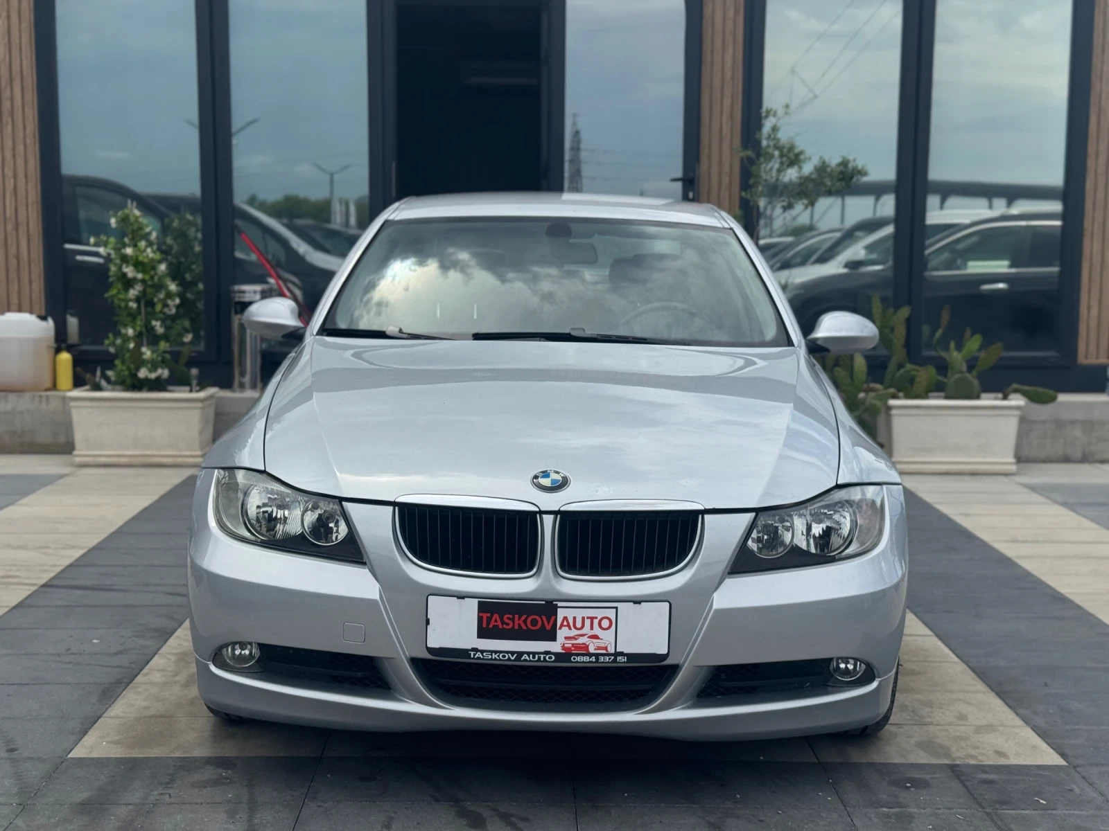 BMW 320 163к.с. Италия , снимка 2 - Автомобили и джипове - 54408174