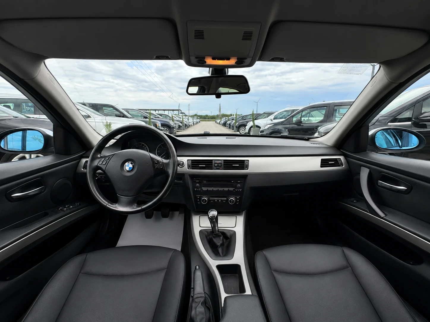 BMW 320 163к.с. Италия , снимка 10 - Автомобили и джипове - 54408174