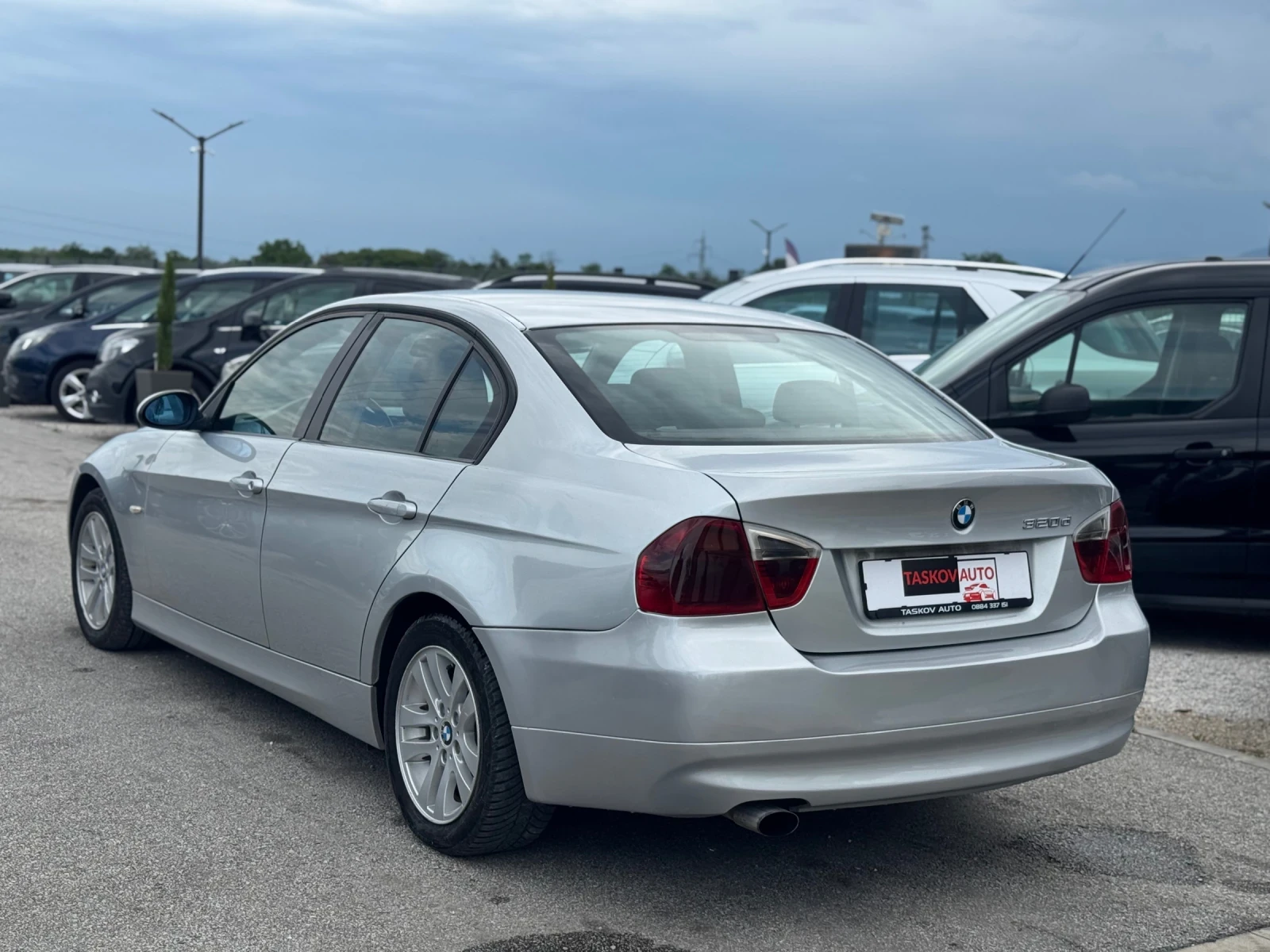 BMW 320 163к.с. Италия , снимка 6 - Автомобили и джипове - 54408174