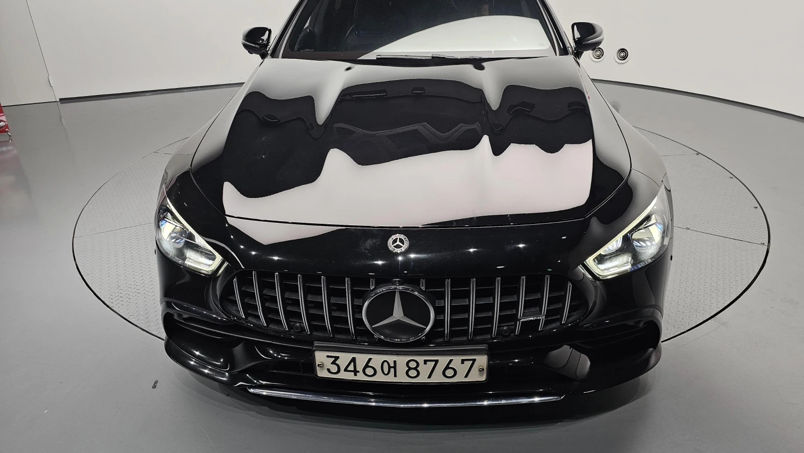 Mercedes-Benz AMG GT 4MATIC+ BURMESTER* ОБДУХВАНЕ* LANE* ASSIST* ПАНО* , снимка 5 - Автомобили и джипове - 54663323