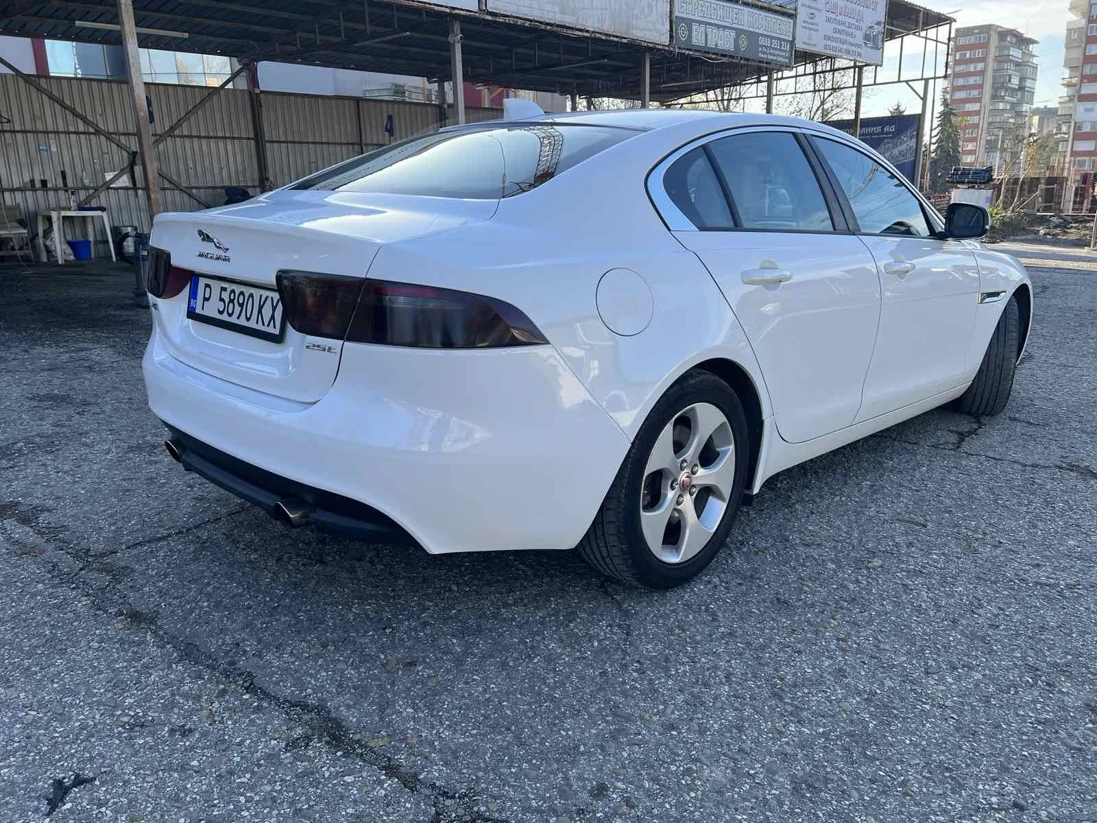 Jaguar XE, снимка 3 - Автомобили и джипове - 54904054