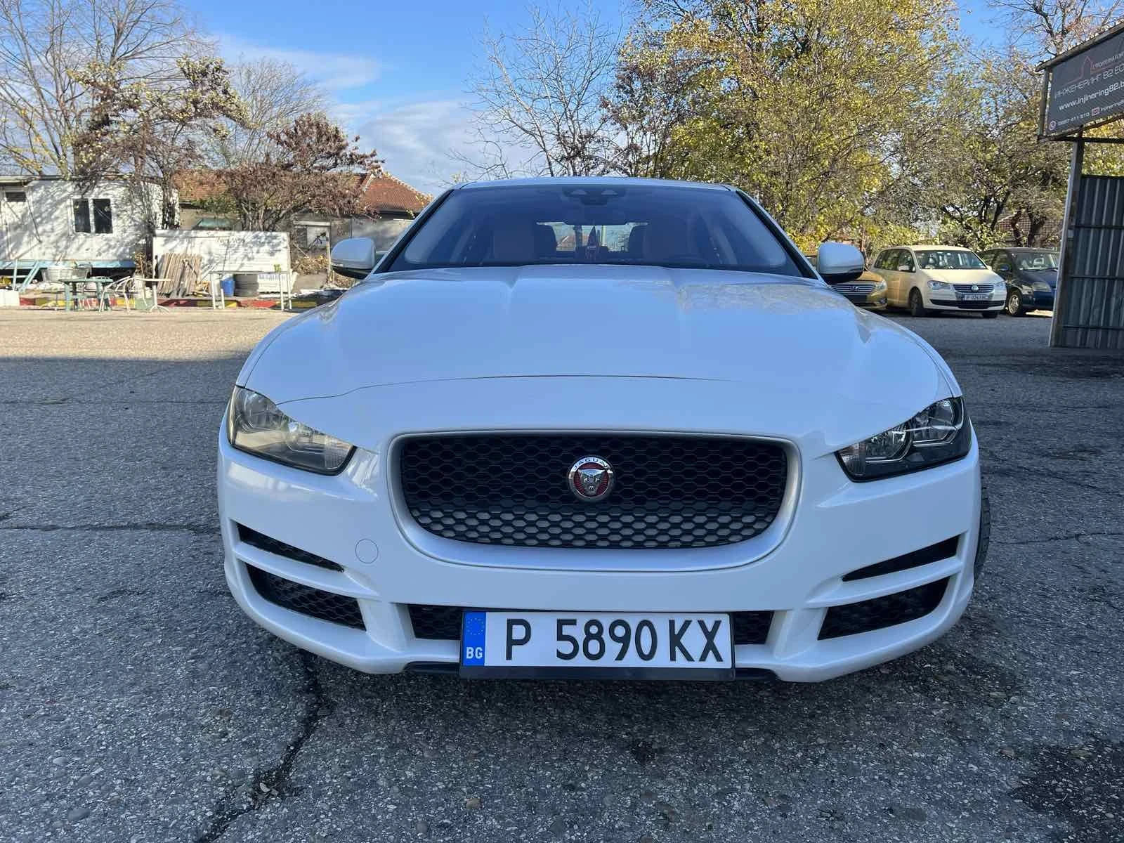 Jaguar XE