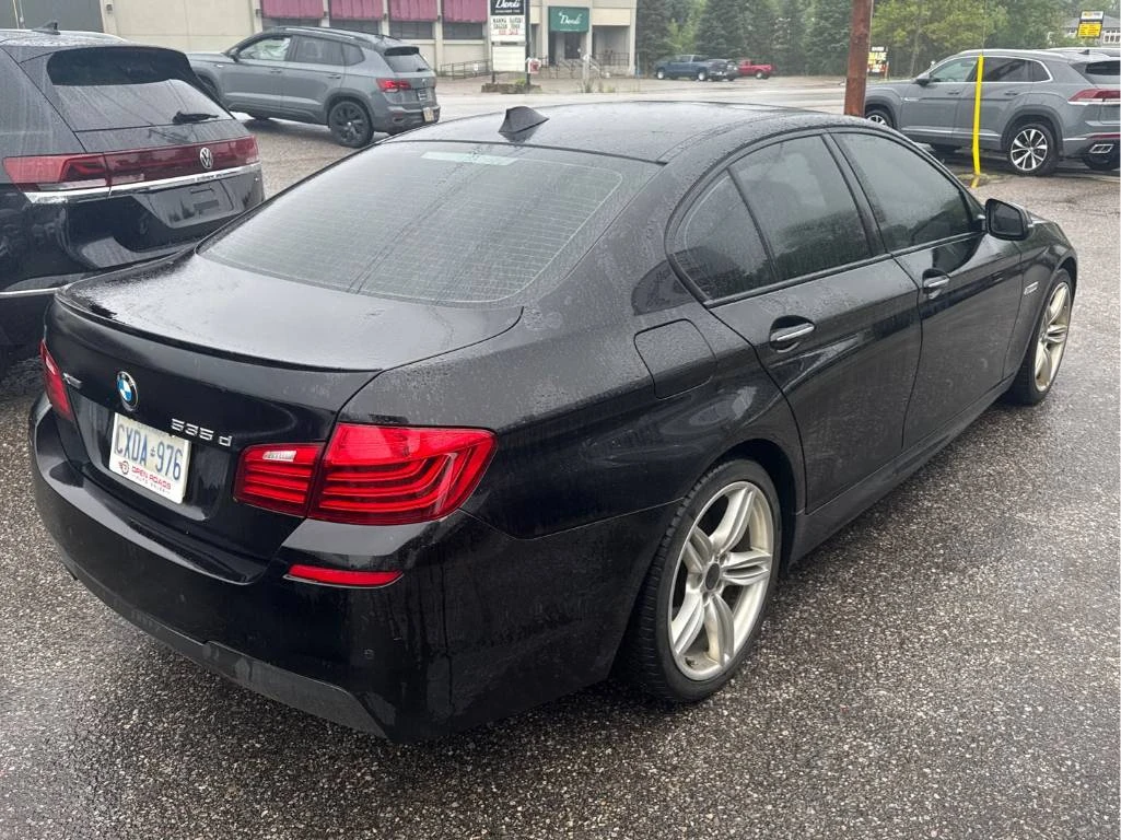 BMW 535 d * М пакет * Дигитално табло * 360 * Хедъп * , снимка 6 - Автомобили и джипове - 54969743