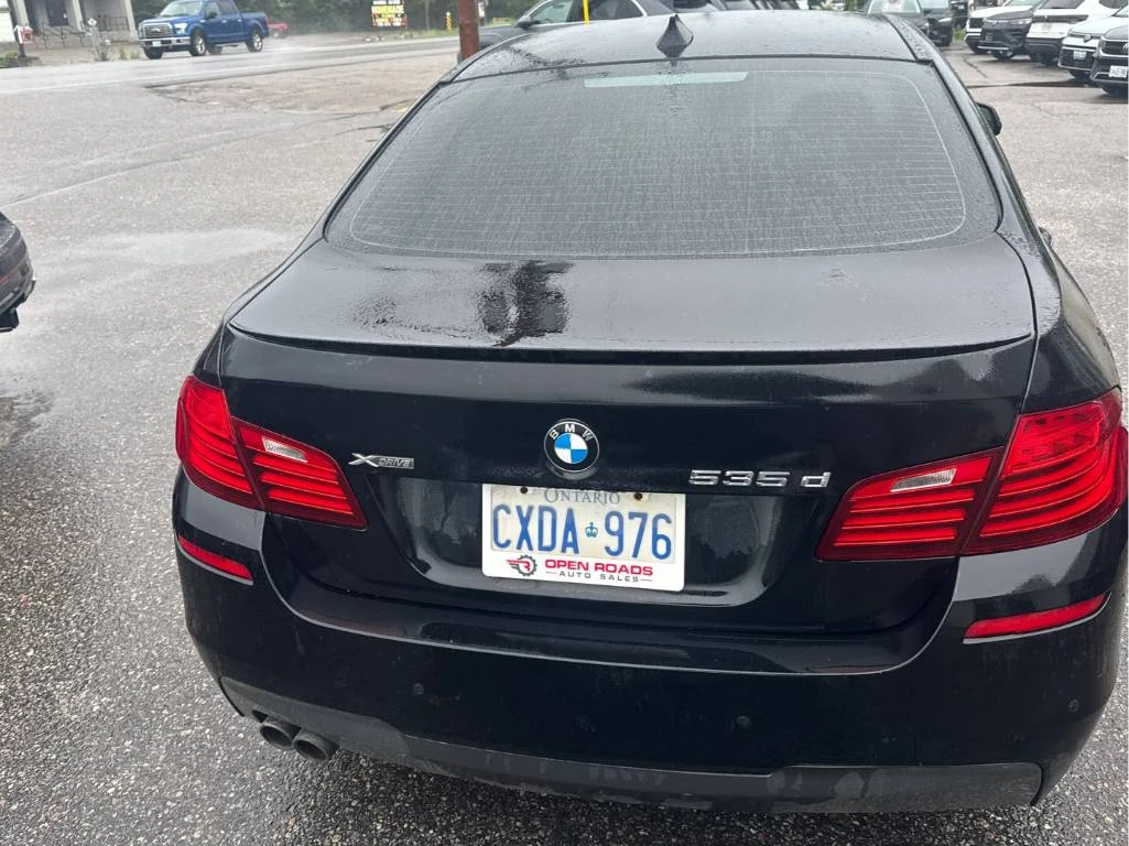 BMW 535 d * М пакет * Дигитално табло * 360 * Хедъп * , снимка 5 - Автомобили и джипове - 54969743