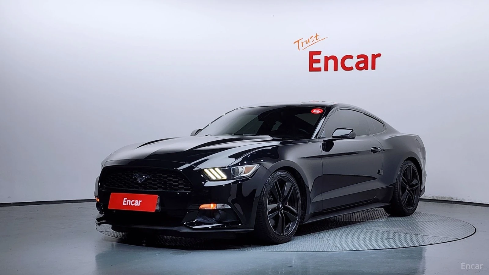 Ford Mustang Coupe* КОЖА* ОБДУХВ* НАВИ