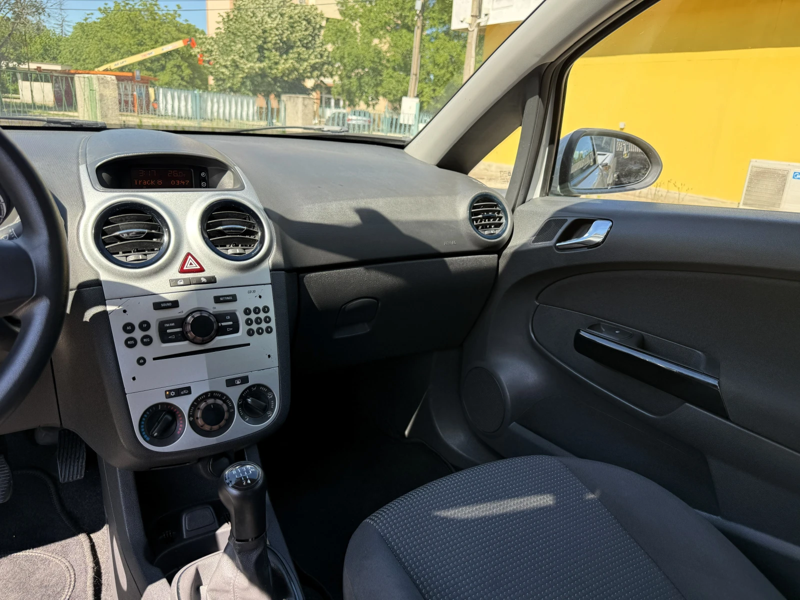 Opel Corsa 1.2 70 �.�. 107000 ��. | Mobile.bg � ����������� 11