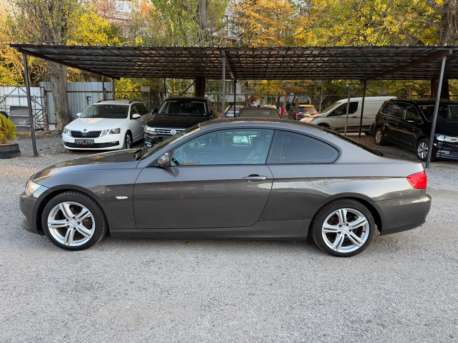 BMW 320 i E92 Coupe Facelift, снимка 6 - Автомобили и джипове - 56576167