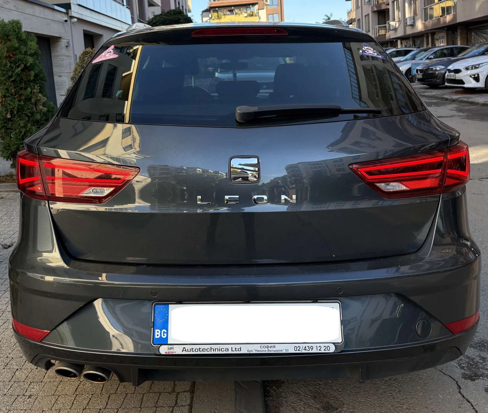 Seat Leon, снимка 2 - Автомобили и джипове - 56657774