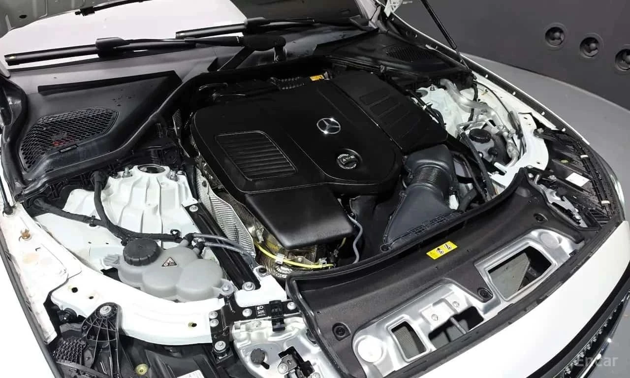 Mercedes-Benz E 300, снимка 6 - Автомобили и джипове - 56706490