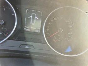 VW Tiguan 2.0 TDI, снимка 15