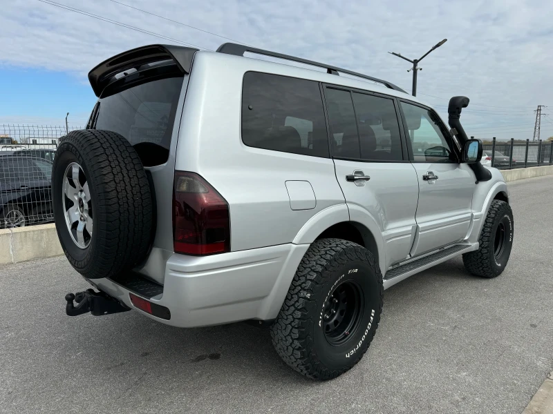 Mitsubishi Pajero 3.5V6 GAS-I, снимка 6 - Автомобили и джипове - 47802060