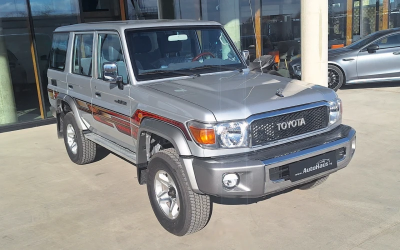 Toyota Land cruiser 76 Hardtop LX, снимка 1 - Автомобили и джипове - 48127743