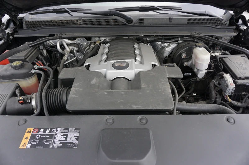 Cadillac Escalade 6.2i/L/V8/ESV/FULL/FULL/6+ 1места, снимка 17 - Автомобили и джипове - 49401051