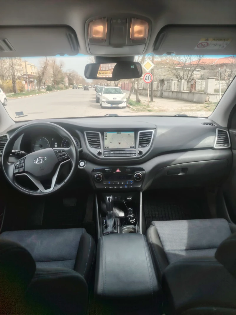 Hyundai Tucson 1.7d, снимка 5 - Автомобили и джипове - 49504531