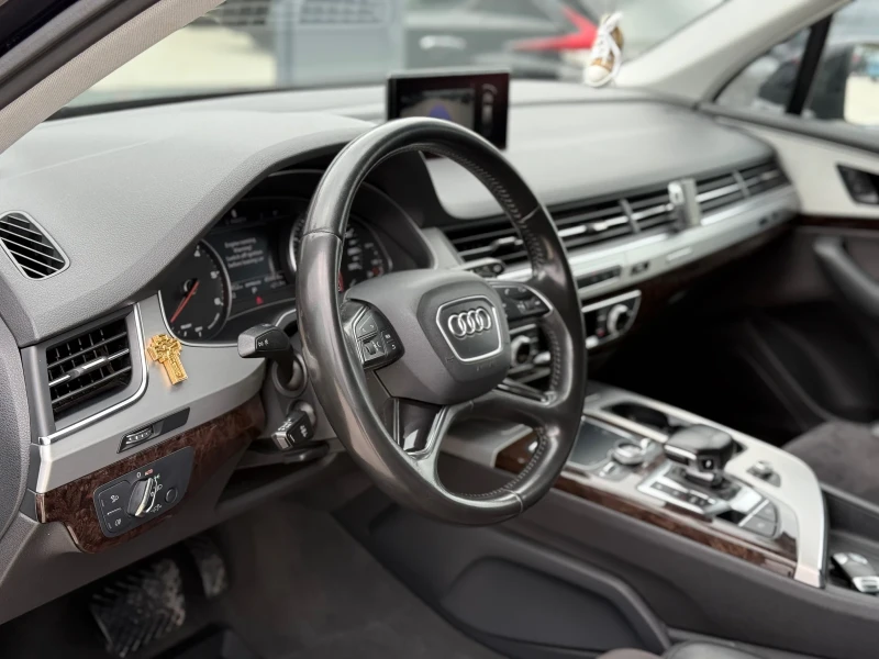 Audi Q7 3.0, снимка 10 - Автомобили и джипове - 50484093