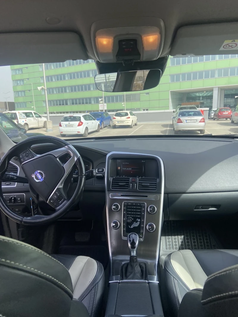 Volvo XC60 Summum, снимка 17 - Автомобили и джипове - 52810833