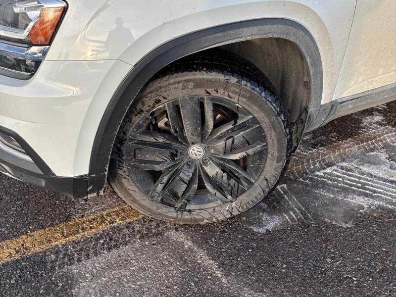 VW Atlas * Highline * CARFAX * БЕЗ ПЪРВОНАЧАЛНА ВНОСКА, снимка 7 - Автомобили и джипове - 53154349