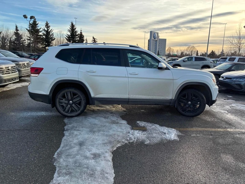 VW Atlas * Highline * CARFAX * БЕЗ ПЪРВОНАЧАЛНА ВНОСКА, снимка 3 - Автомобили и джипове - 53154349